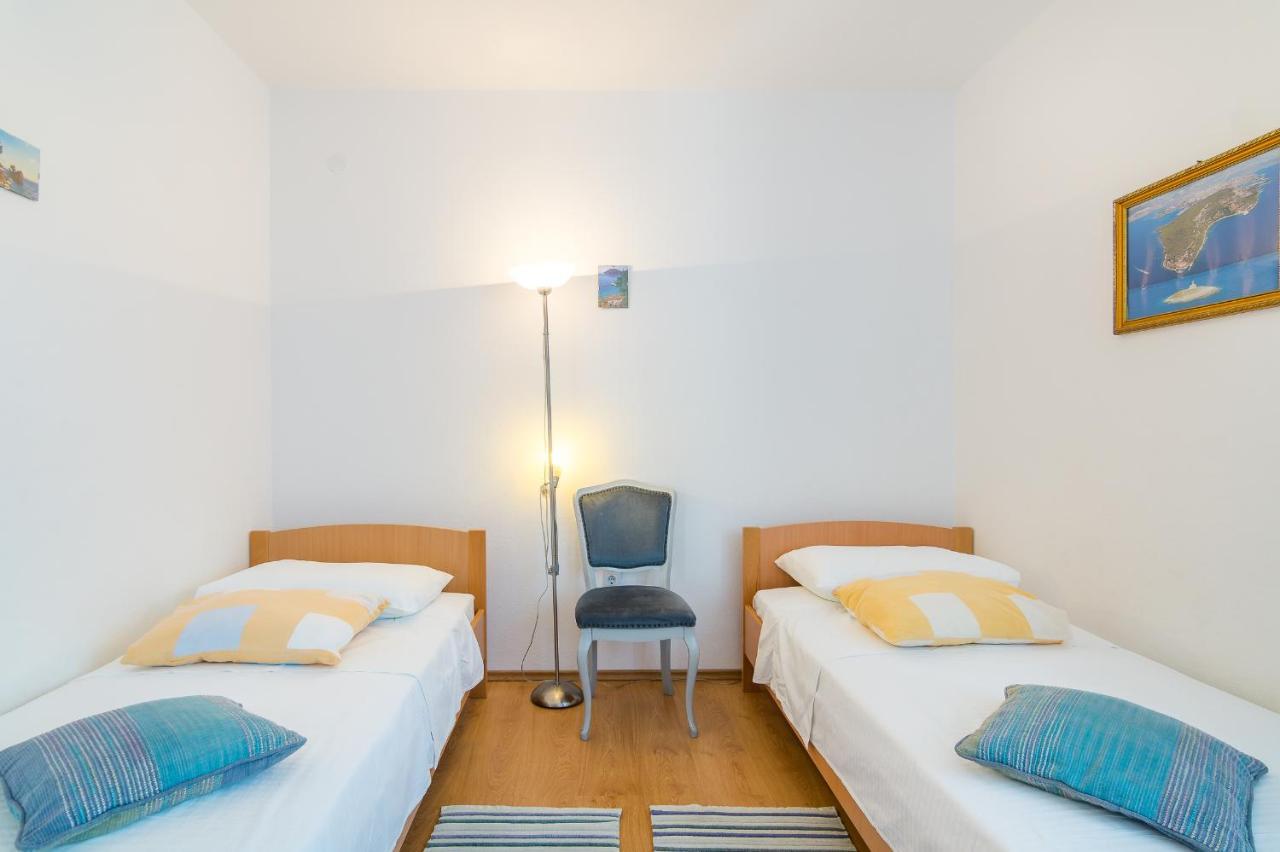 Cheap Apartment Tanja Trogir Exterior foto